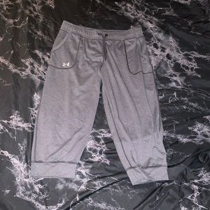 Women’s under armour crops